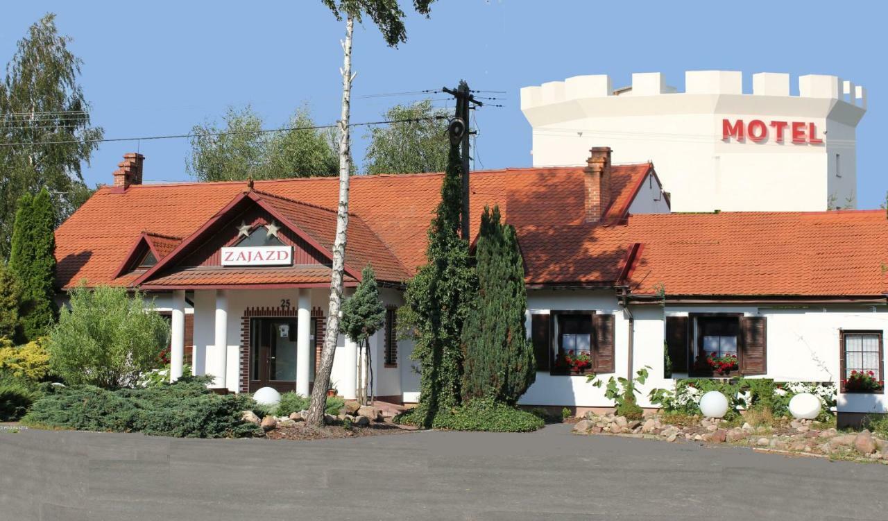 Motel I Restauracja "Pod Baszta" Naglowice Exterior photo